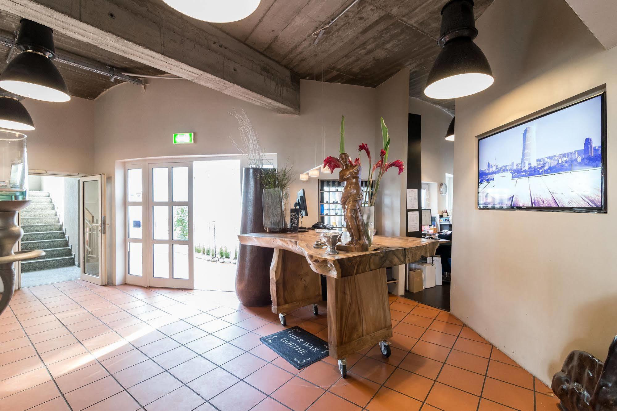 פרנקפורט Hotel Schoene Aussicht מראה חיצוני תמונה