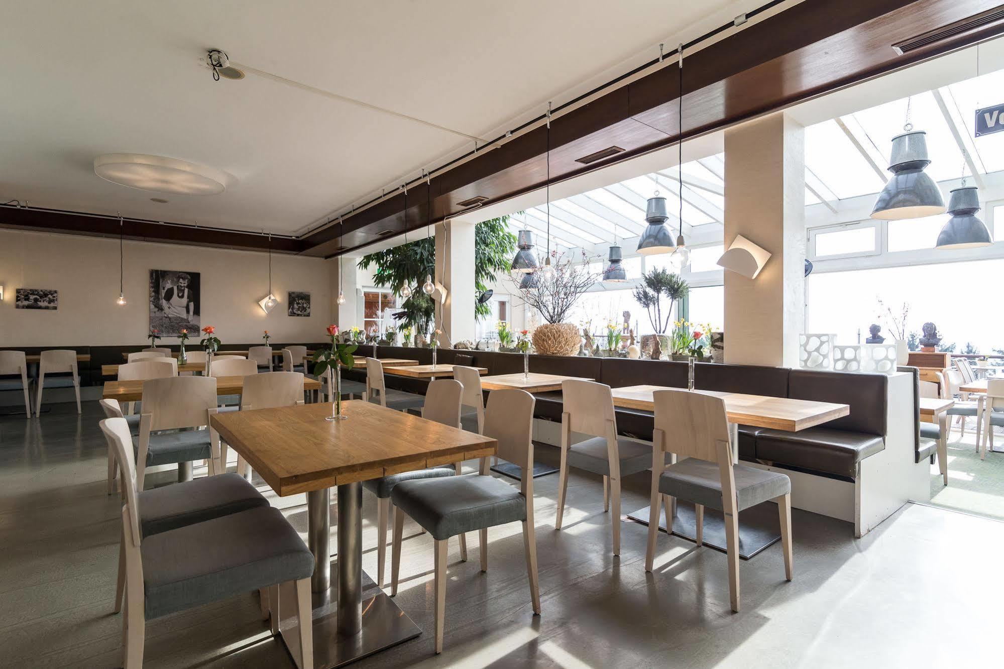 פרנקפורט Hotel Schoene Aussicht מראה חיצוני תמונה